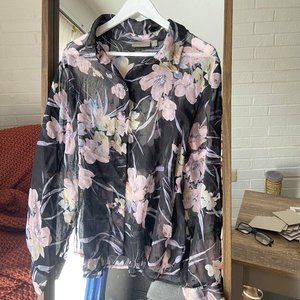 SHEER FLORAL BUTTON DOWN